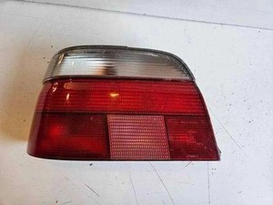 BMW 5 Touring E39 Rücklicht hinten rechts 2VP00724007 2496297 2.00 34683833