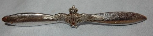 WW2 ROYAL AIR FORCE RAF MILITARY SWEETHEART PROPELLER BADGE WORLD WAR II - K/C