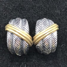 Vintage T*J   High-End   Two-tone  Renaissance Revival Design   Pierced Earrings