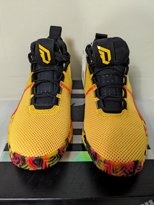 Adidas Damian Lillard Dame 5 Gold Goose Shock Basketball  display picture 1