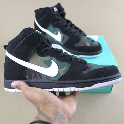 camo nike sb dunks