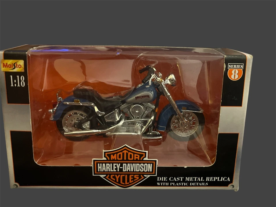 Maisto Harley Davidson 1986  Heritage Blue Soft tail Evolution 1:18 Diecast - Image 4 of 4