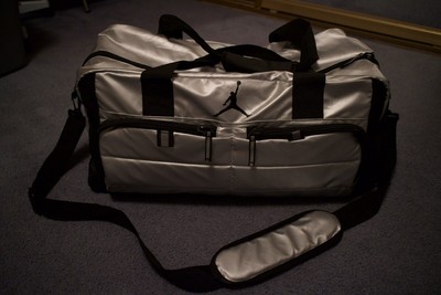 jordan trainer duffle bag