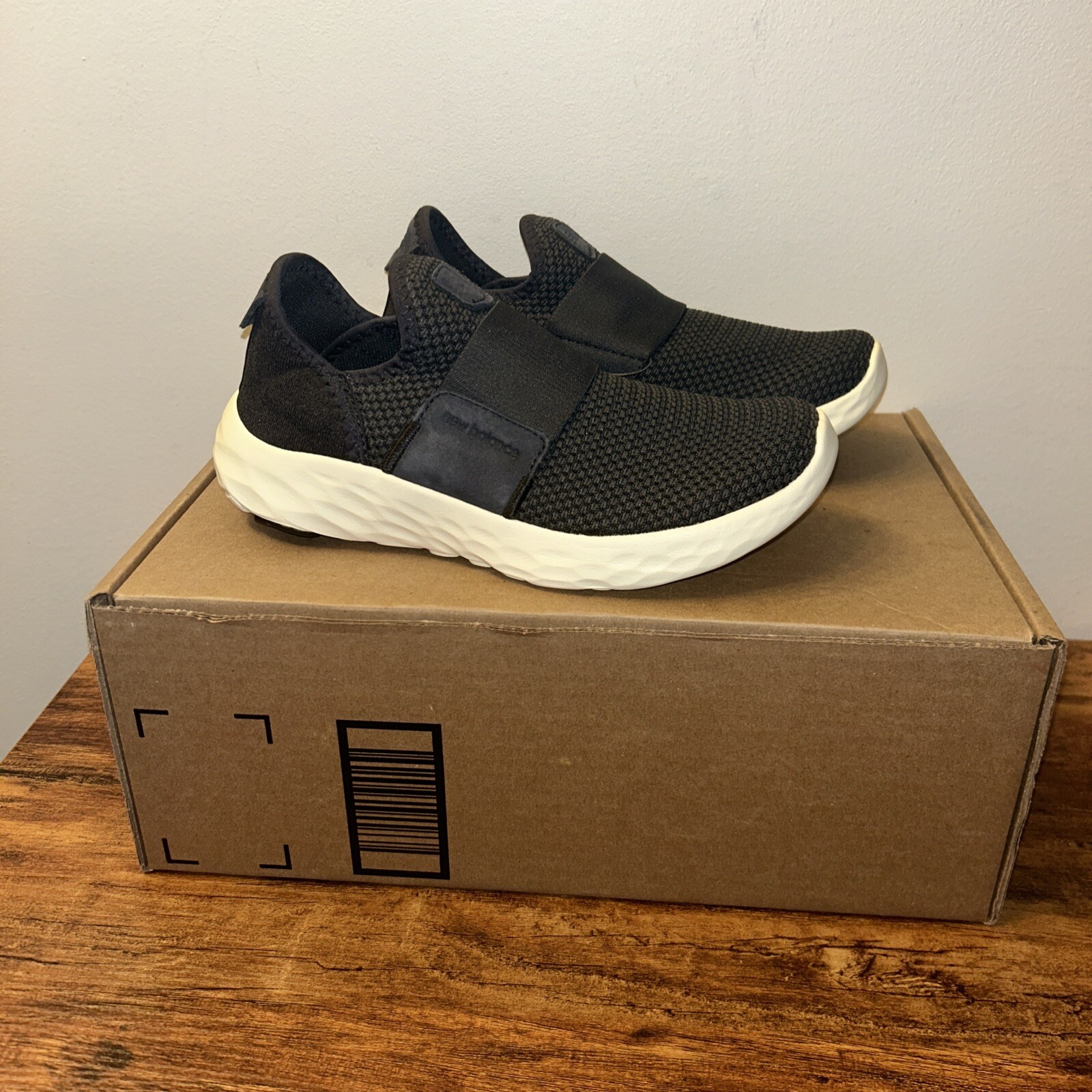 NEW New Balance Women’s Freshfoam Slip On V2 Charcoal Sneakers, Size 5D