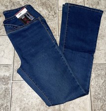 NWT Womens Blue Denim No Boundaries Pull On High Rise Flare Jean Pants Small 3-5