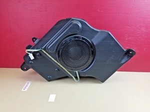 jeep patriot factory subwoofer