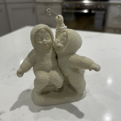 Snowbabies Abt. 56 Kiss Me Festive Figuren 2001 Mistelzweig und Tasche fehlen