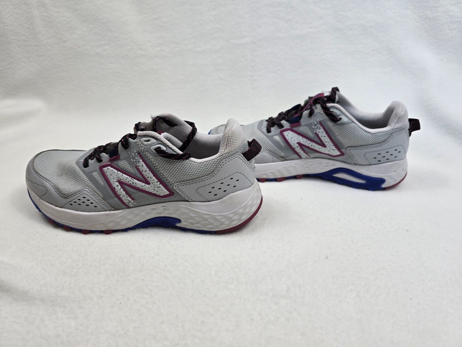 SAOLA Scarpe da trail running New Balance 410 V8 taglia 9W 7 5M con tomaia in rete suola robusta