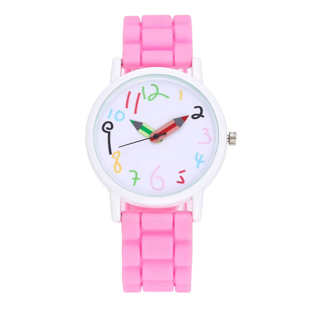 Montre à quartz casual fine anti-rayures montre pour femmes mode design géométrique