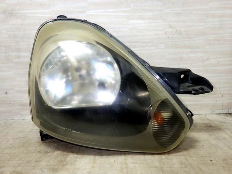 25+ Daihatsu Front Car & Truck Headlight Assemblies for sale
