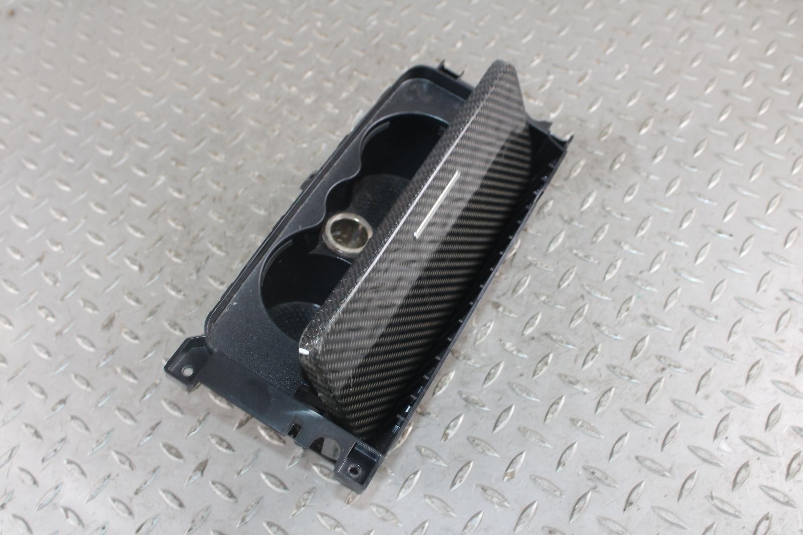 Maserati Ghibli 2014-2019 Cup holder