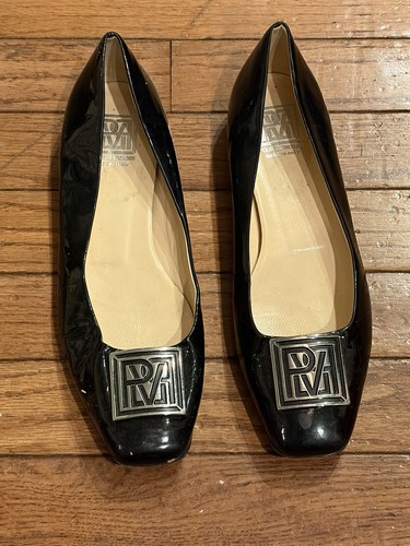 Pour La Victoire Negro Patente Ballet Italiano Plano Plateado Logo PLV Otoño Talla 7.5 - Imagen 1 de 7