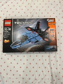 Lego Technic Air Race Jet (42066), New, Pls check pictures and read description