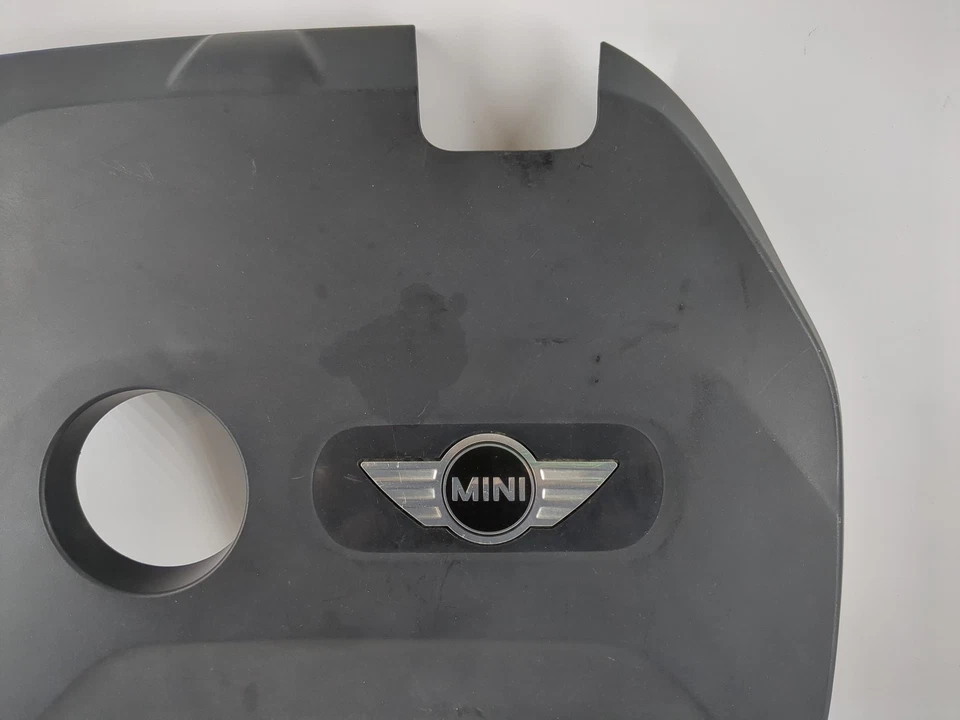 Mini Cooper Clubman 2017 cubierta de motor negra NHRBK Foto 2 de 4