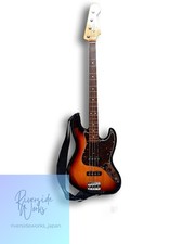 Presque comme neuf Fender Japan JB62 Jazz Bass nombreux accessoires