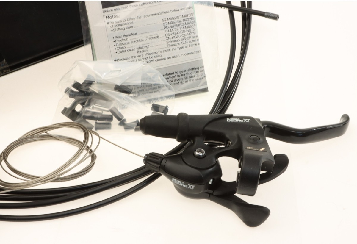 Shimano Deore XT ST-M095/ST-M075 3x7s Trigger Shifter Set