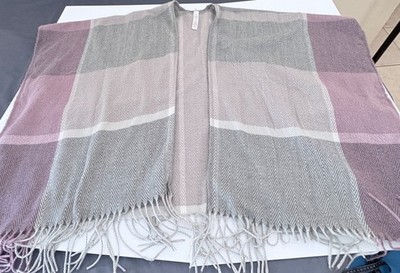 Balance Collection Ruana Wrap One Size Gray Pink Herringbone Fringe Shawl 