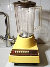Hamilton Beach Scovill Blender 600-2 Yellow 14 Speed Plastic Pitcher Tested Work