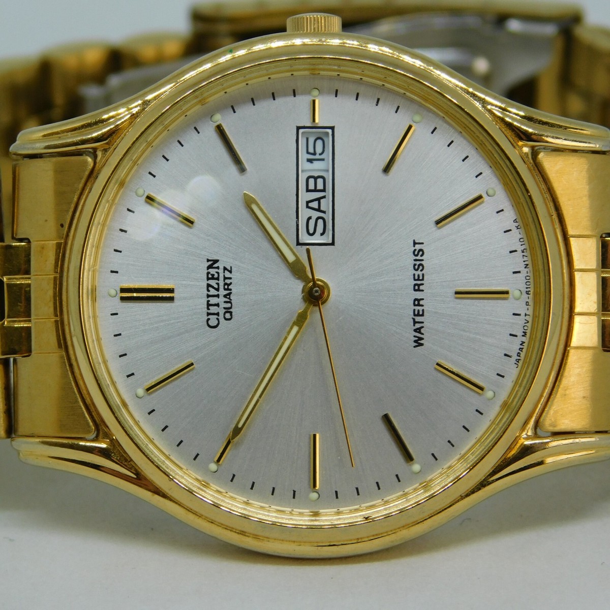 Vintage Citizen Day Date Quartz Watch Gold Tone Luminous Vintage Citizen Day Date Quartz Watch Gold Tone Luminous