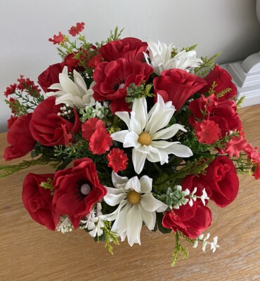 Seidenblumen Grabgesteck Daffs Handarbeit auf Bestellung Rose Mohn Gänseblümchen Blumen