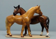 Retired Hagen Renaker Horse, Specialty Grooming Horses