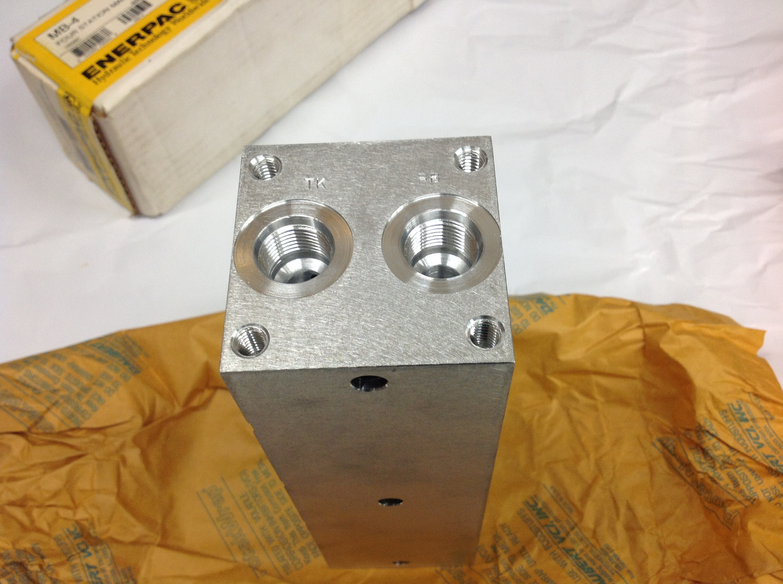 Enerpac MB4 Four Station Manifold Replacement Part. NEW IN BOX eBay