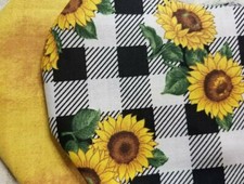 Reversible Adult sunflower with black and white checks mask
