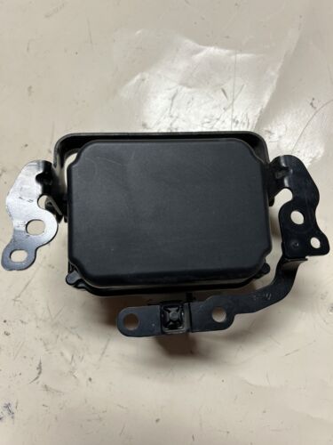 2016 2017 2018 2019 Lexus RX350 Cruise Distance Sensor Radar OEM 88210-06020