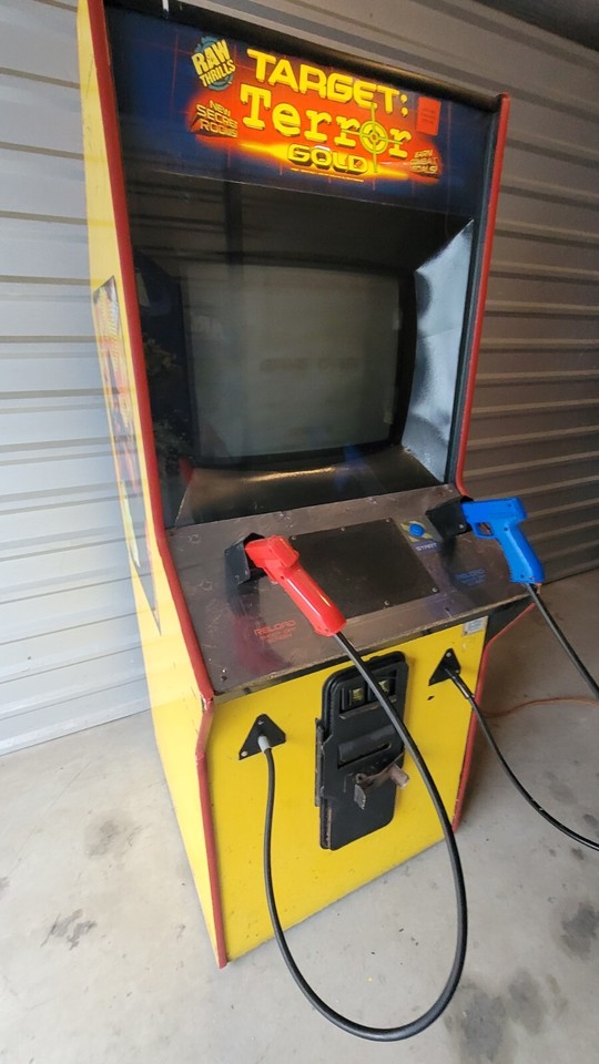 EMPTY Area 51 Arcade conversion. Atlanta (Just the eBay