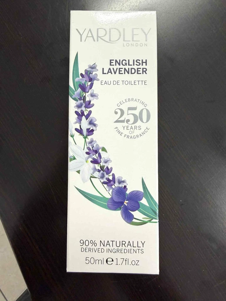 Eau de Toilette Spray Lavanda Inglesa Yardley 1,7 OZ para Mujer Foto 2 de 4