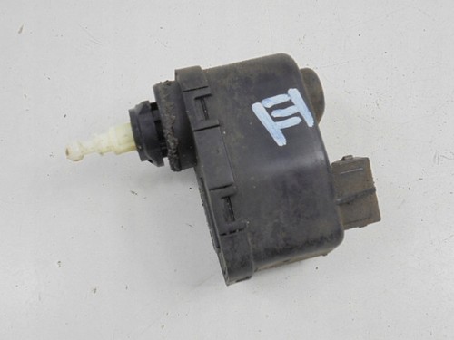 VW GOLF 3 MK3 HELLA SCHEINWERFEREINSTELLMOTOR 004375-47 / AU 80881