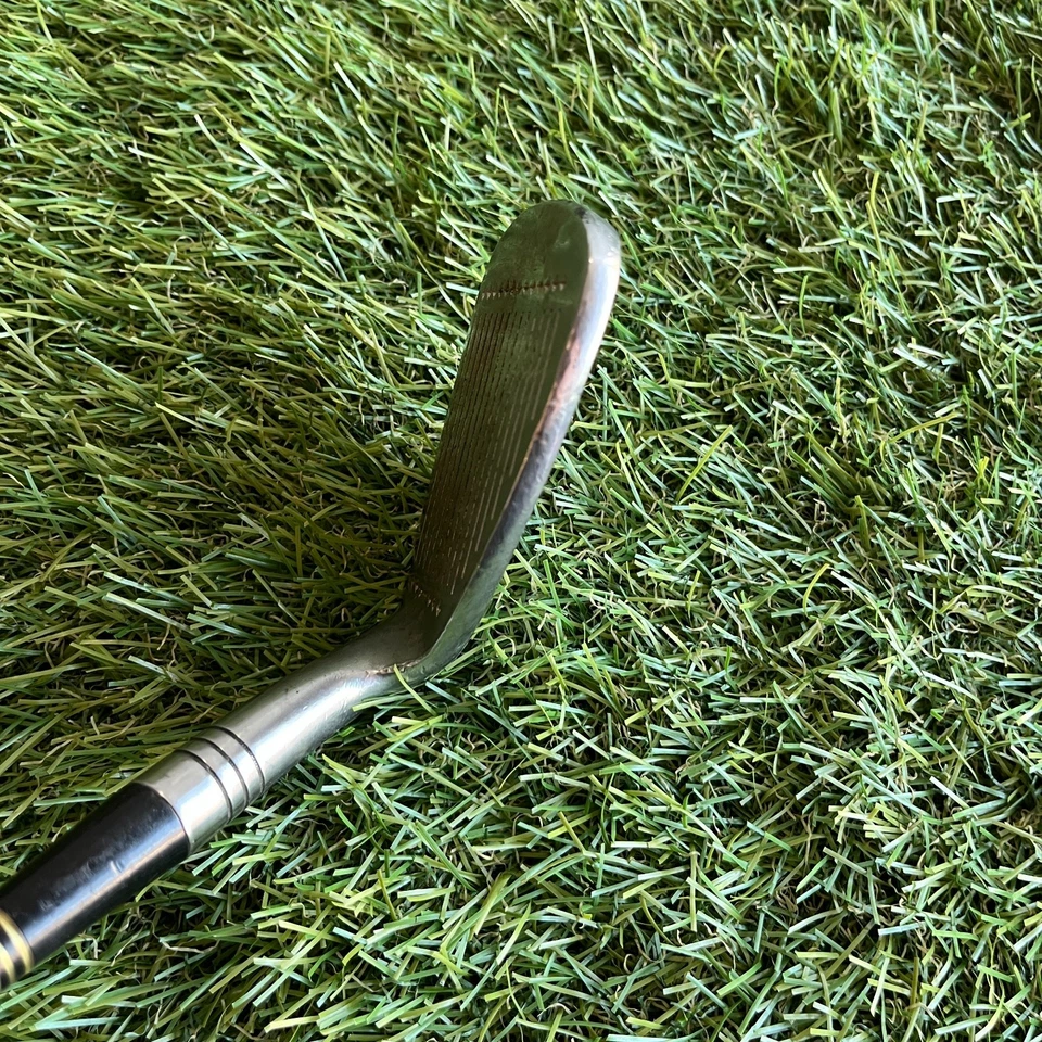 Cuña de lanzamiento forjada MacGregor Jack Nicklaus JNP 35,75" acero forjado derecho Foto 4 de 4