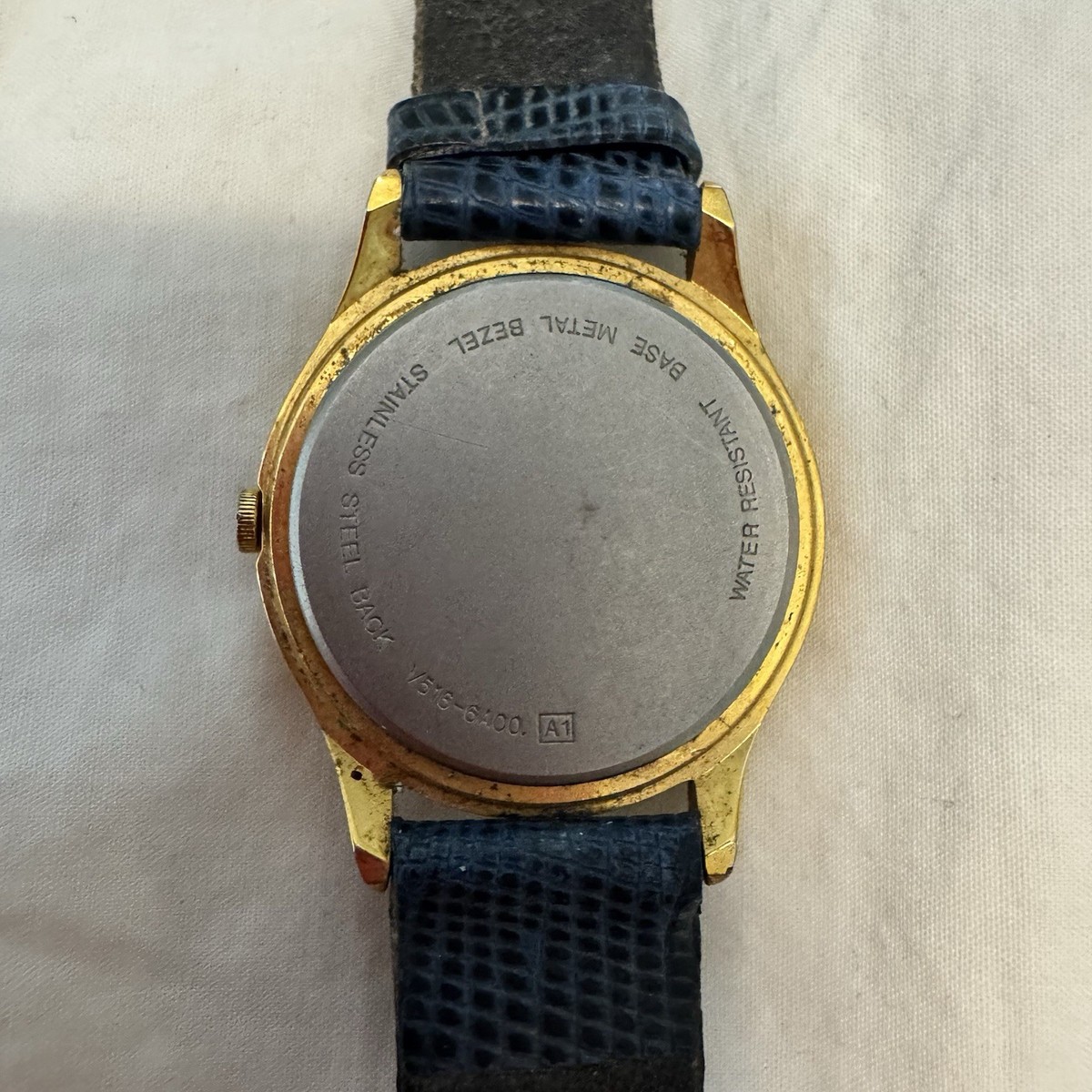 Lorus Disney Goofy Watch Vintage Quartz Silver Tone V516-6A00 Backward Movement Vintage Disney Lorus Backward Goofy Watch V516-6A00 Gold  main image 2
