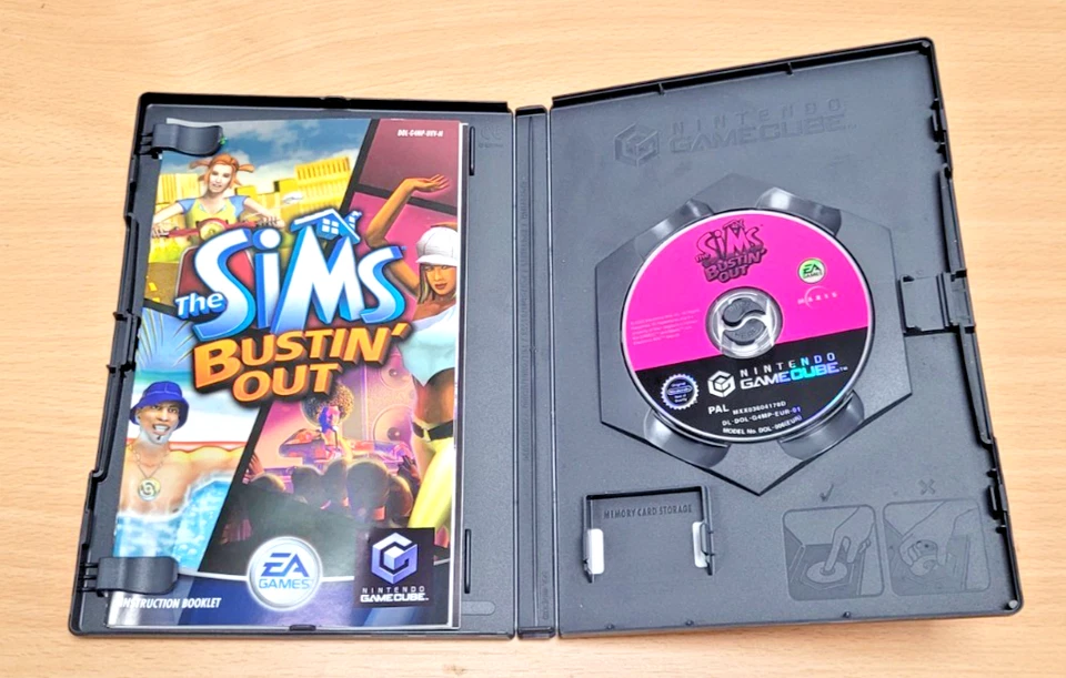 Nintendo Gamecube The Sims Bustin' Out PAL UK Complete Very Good - Image 3 of 4
