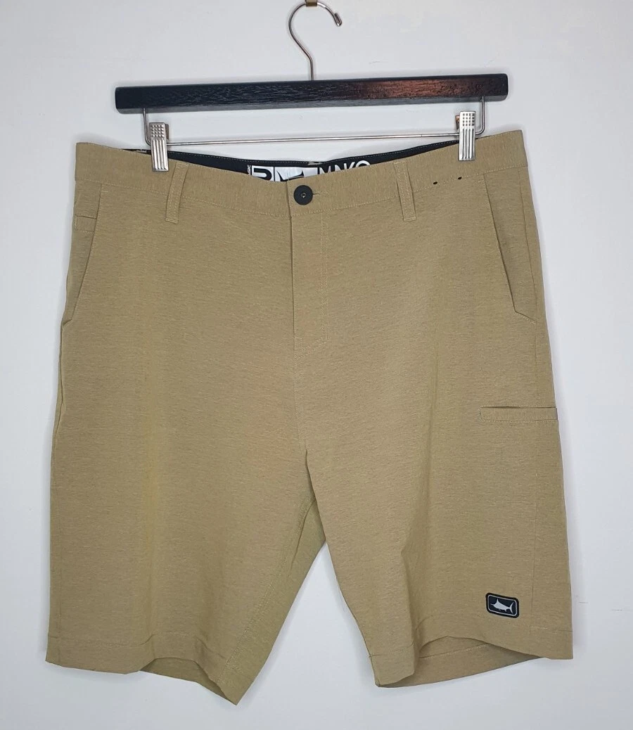 Pelagic mako shop hybrid shorts