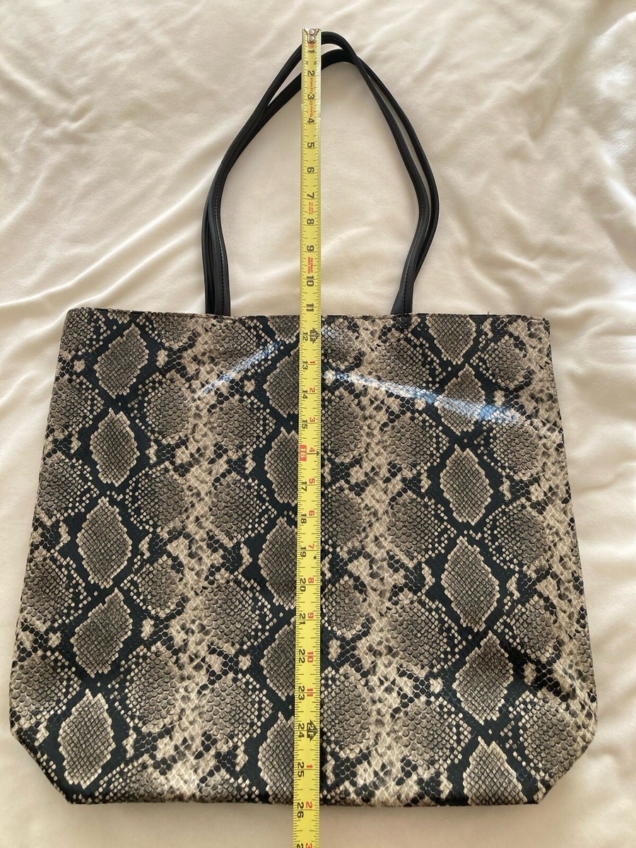 Tote Bag NWOT Bloomingdale’s Snakeskin Print Faux Leather Tote
