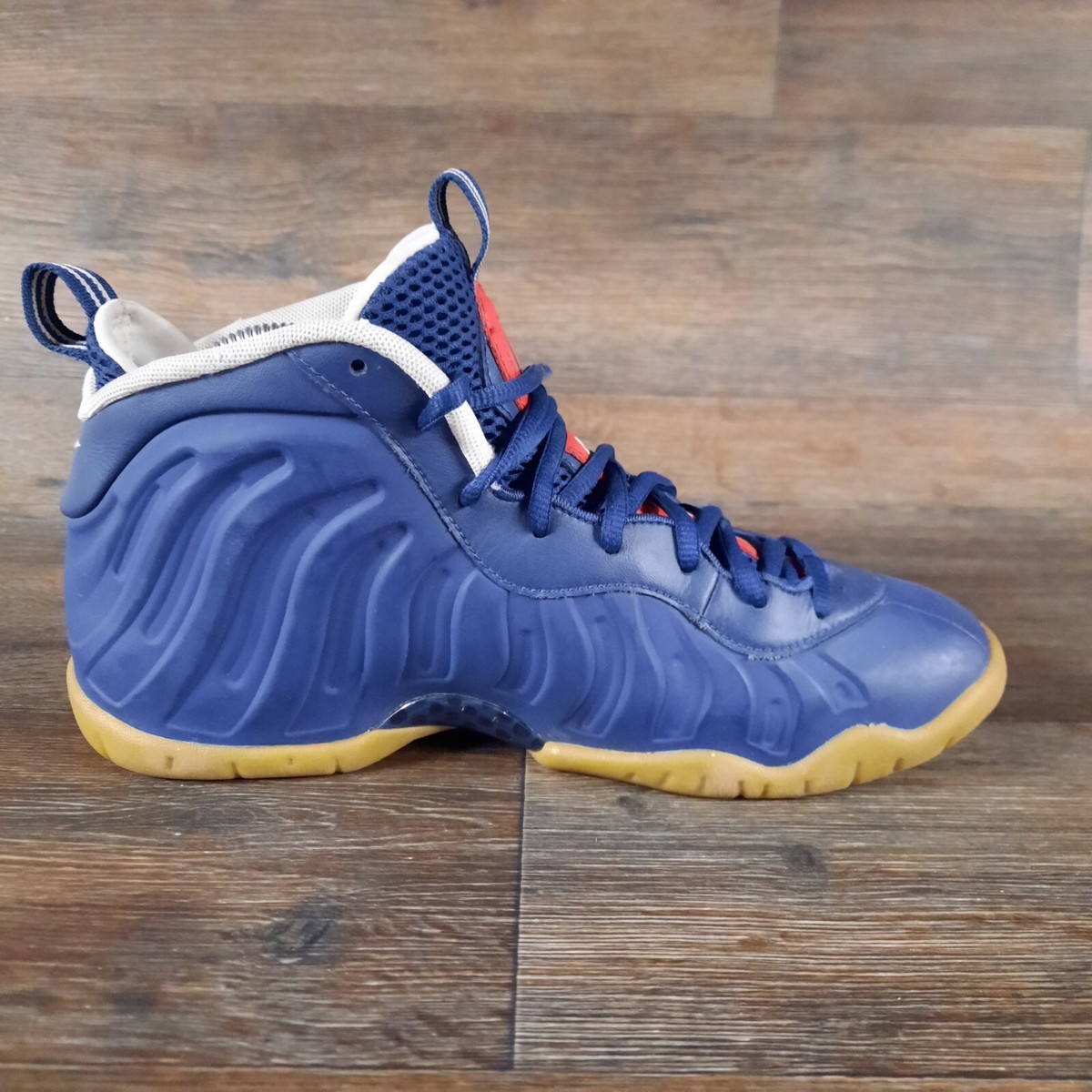 blue void foamposite