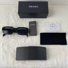 Lunettes De Soleil Prada