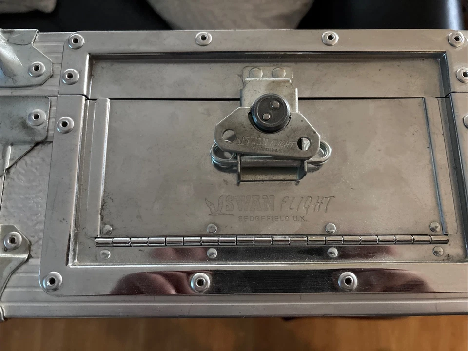 Swan Mixer Desk Flight Case - Image 3 of 4