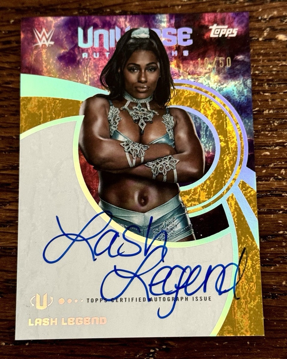 2025 Topps Universe WWE - Universe Autographs Lash Legend #UNA-LLE