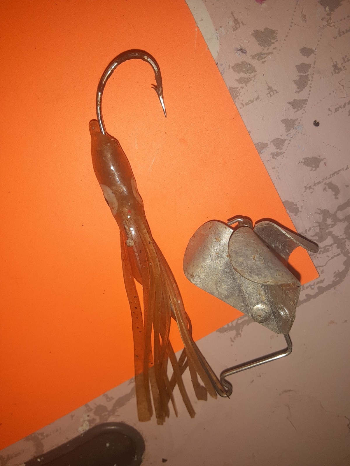 Buzzbait Fishing Lure - Image 2