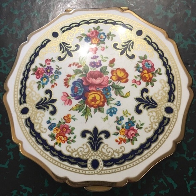 Vintage Stratton Compact Powder With Puff England ca.195060 Floral
