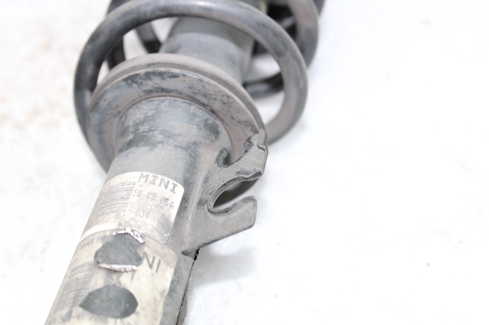 02-06 MINI COOPER Rear Right and Left Shock Struts W/ Springs F442 | eBay