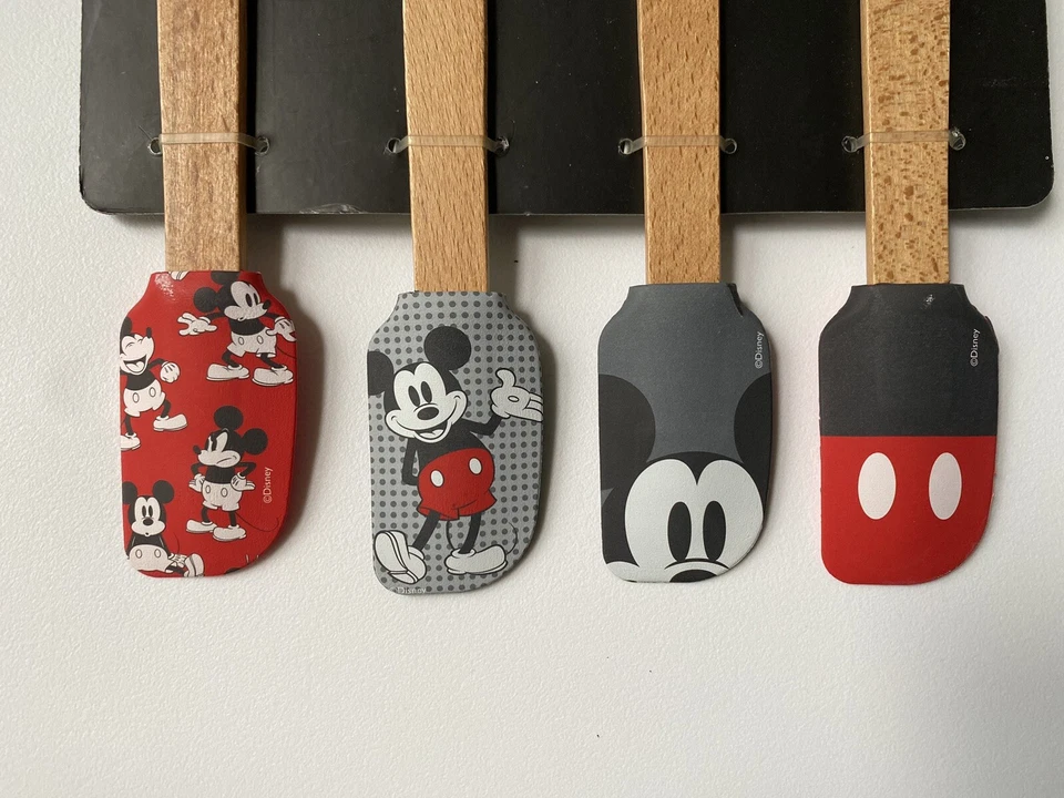 Juego de espátulas Disney Mickey Mouse o Minnie Mouse paquete de 4 Foto 3 de 4