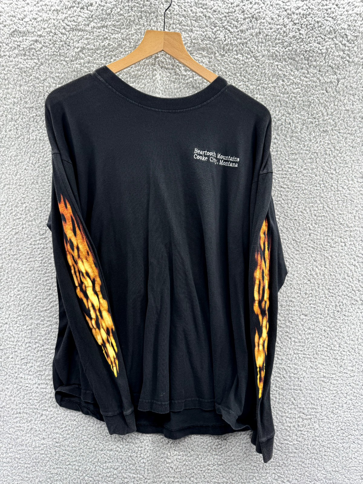 Vintage Beartooth Mountains Flames Motorcycle Shi… - image 2