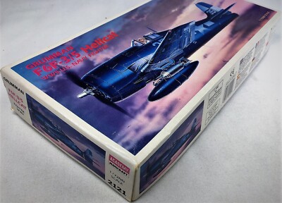 Plastikbausatz GRUMMAN F6F-3/5 Hellcat 1:72 Modellbau