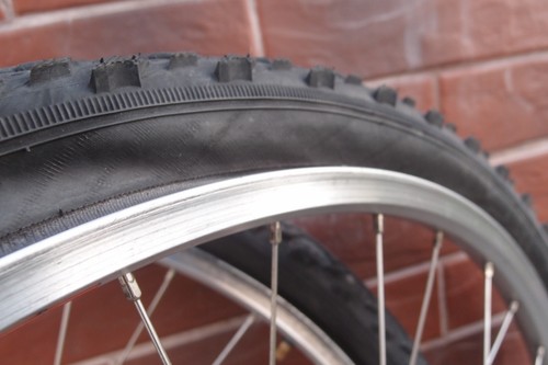 MTB wheels 26 in Araya TM-18 double wall Balance hubs Schwalbe Hurricane - Picture 16 of 16
