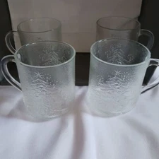 Duralex set of 4 embossed christmas tree