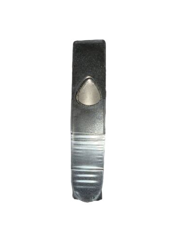 FLANGER FP-01 Guitar Pick Cutter/Puncher - Silver - Picture 2 of 3