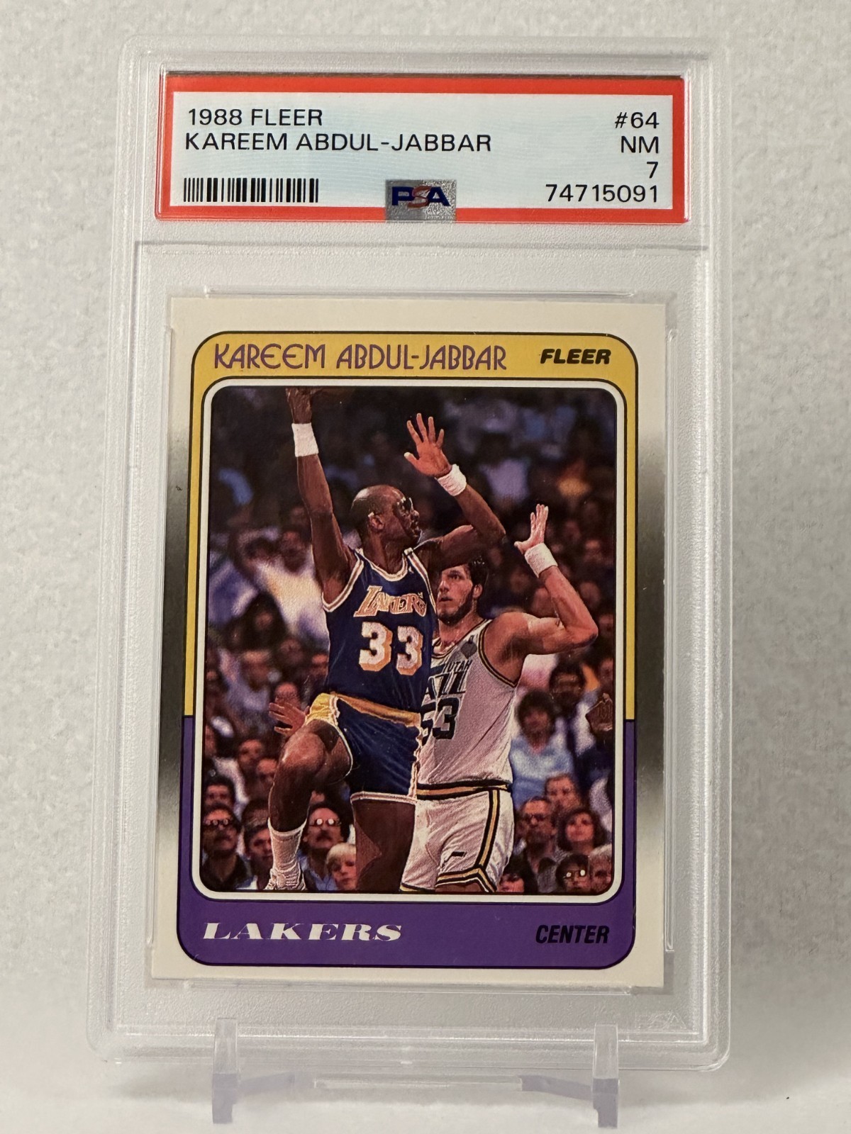 1988 Fleer #64 Kareem Abdul-Jabbar - Graded PSA 7